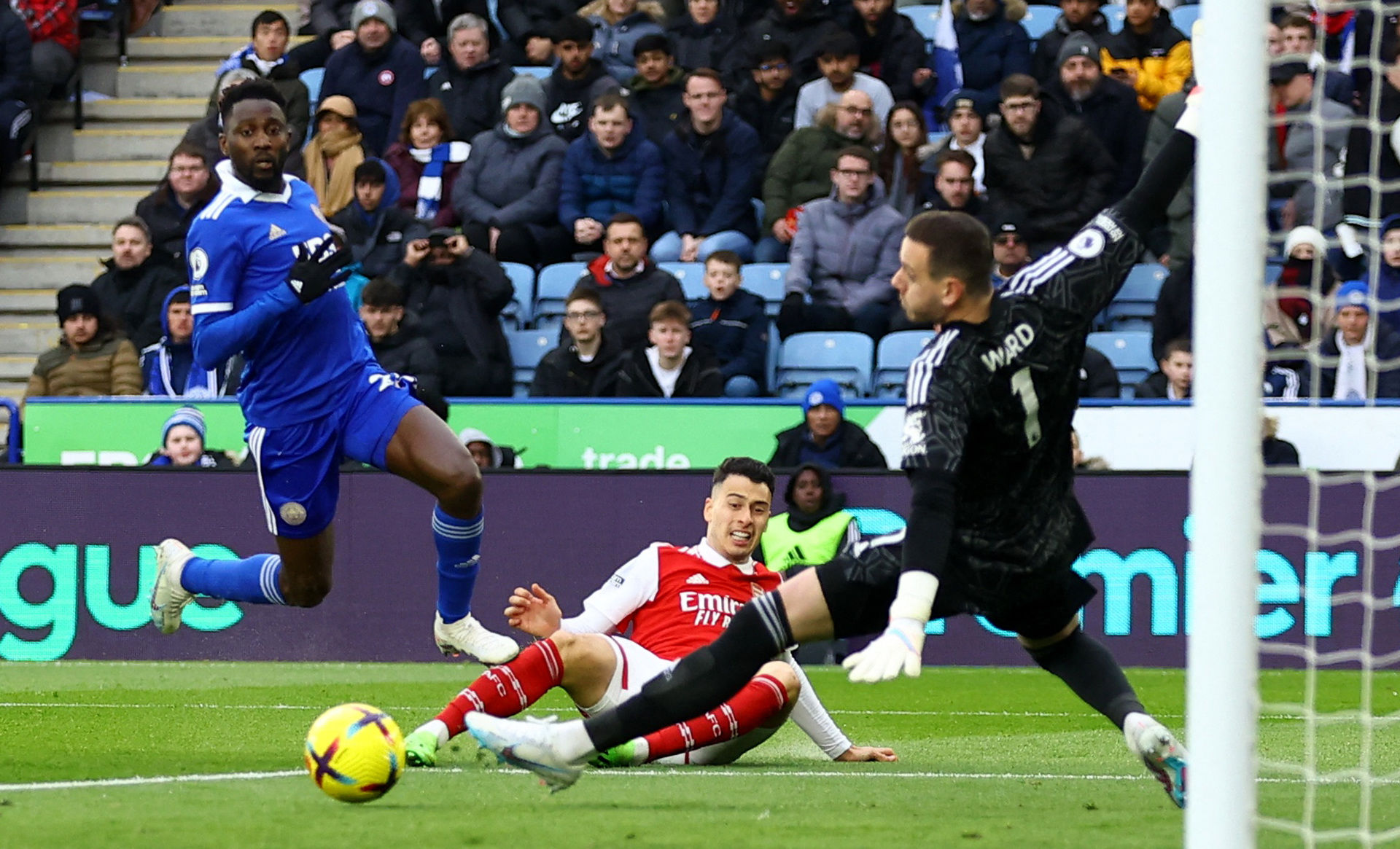 一名职业球 一名职业球