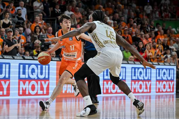 技术特点与 技术特点与